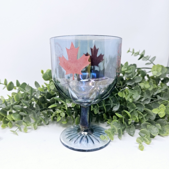 Vintage Light Blue Glass Niagara Falls Canada Souvenir Mug - Picture 4 of 7